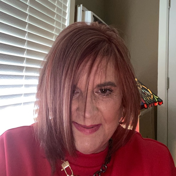 Meet your Posher, Desi - Picture 1 of 1